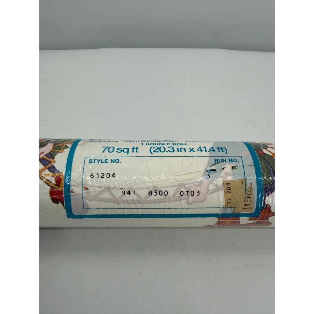 Birge Wallpaper Roll Kids Disney Bambi Snow White Goofy 65204 Vintage 70 Ft New
